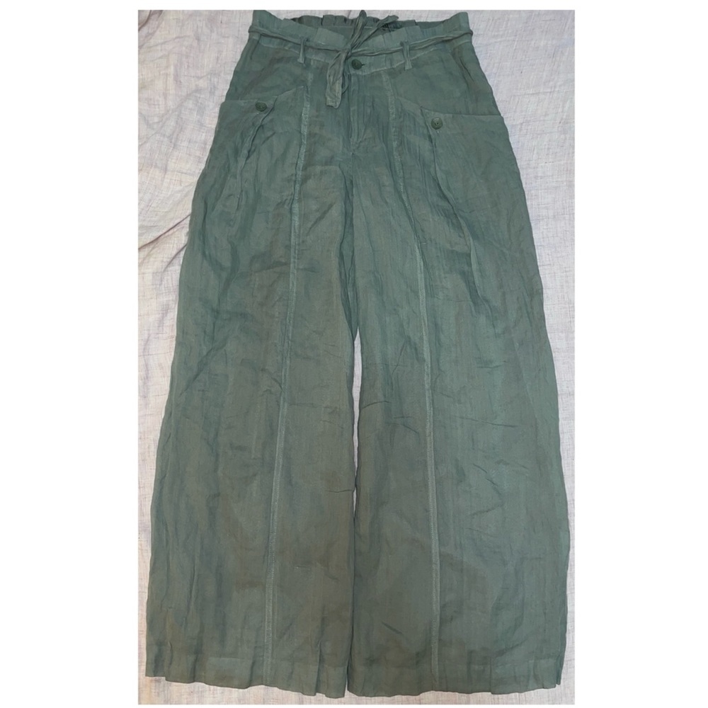 These Pants Havent Been Sold Message Me People Like Frank Women Pants Size 4